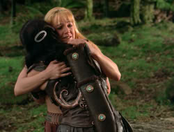 extant_XenaWarriorPrincess_4x03_AFamilyAffair_02305