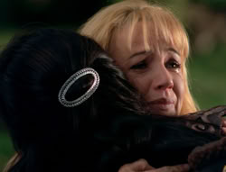 extant_XenaWarriorPrincess_4x03_AFamilyAffair_02341