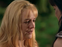 extant_XenaWarriorPrincess_4x03_AFamilyAffair_02356