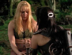 extant_XenaWarriorPrincess_4x03_AFamilyAffair_02371
