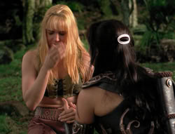 extant_XenaWarriorPrincess_4x03_AFamilyAffair_02377