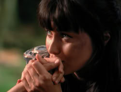 extant_XenaWarriorPrincess_4x03_AFamilyAffair_02397