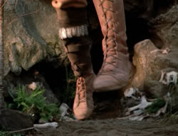 extant_XenaWarriorPrincess_4x03_AFamilyAffair_02461