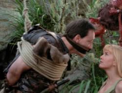 extant_XenaWarriorPrincess_4x03_AFamilyAffair_02484