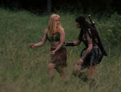 extant_XenaWarriorPrincess_4x03_AFamilyAffair_02521