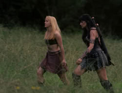 extant_XenaWarriorPrincess_4x03_AFamilyAffair_02529