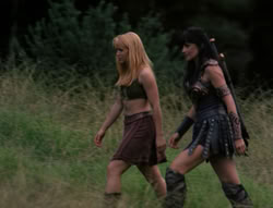 extant_XenaWarriorPrincess_4x03_AFamilyAffair_02541