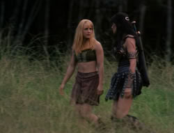 extant_XenaWarriorPrincess_4x03_AFamilyAffair_02544
