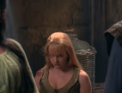 extant_XenaWarriorPrincess_4x03_AFamilyAffair_02562