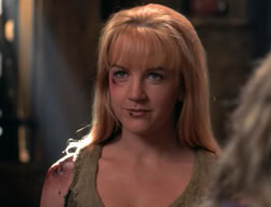extant_XenaWarriorPrincess_4x03_AFamilyAffair_02627