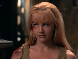 extant_XenaWarriorPrincess_4x03_AFamilyAffair_02636