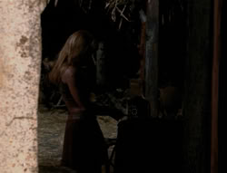 extant_XenaWarriorPrincess_4x03_AFamilyAffair_02674