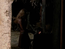 extant_XenaWarriorPrincess_4x03_AFamilyAffair_02675