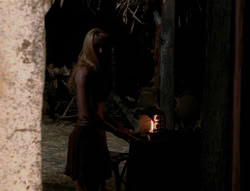 extant_XenaWarriorPrincess_4x03_AFamilyAffair_02682