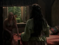 extant_XenaWarriorPrincess_4x03_AFamilyAffair_02755