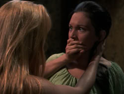 extant_XenaWarriorPrincess_4x03_AFamilyAffair_02774