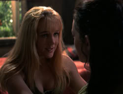 extant_XenaWarriorPrincess_4x03_AFamilyAffair_02787