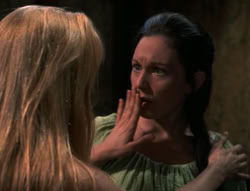 extant_XenaWarriorPrincess_4x03_AFamilyAffair_02789