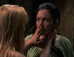 extant_XenaWarriorPrincess_4x03_AFamilyAffair_02825