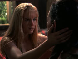 extant_XenaWarriorPrincess_4x03_AFamilyAffair_02832