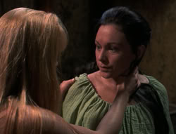 extant_XenaWarriorPrincess_4x03_AFamilyAffair_02837