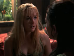 extant_XenaWarriorPrincess_4x03_AFamilyAffair_02856