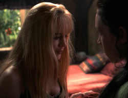 extant_XenaWarriorPrincess_4x03_AFamilyAffair_02864