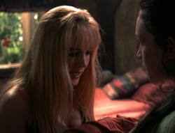 extant_XenaWarriorPrincess_4x03_AFamilyAffair_02865