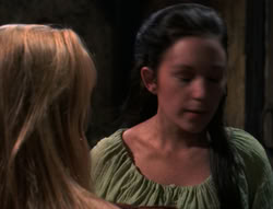 extant_XenaWarriorPrincess_4x03_AFamilyAffair_02875