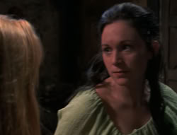 extant_XenaWarriorPrincess_4x03_AFamilyAffair_02884