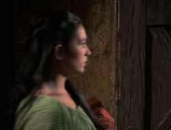 extant_XenaWarriorPrincess_4x03_AFamilyAffair_02897