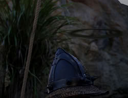 extant_XenaWarriorPrincess_4x03_AFamilyAffair_02950