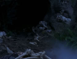 extant_XenaWarriorPrincess_4x03_AFamilyAffair_02959