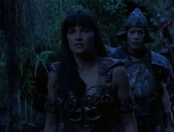 extant_XenaWarriorPrincess_4x03_AFamilyAffair_02989