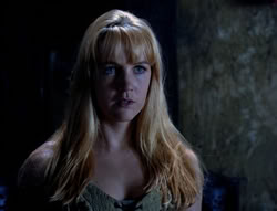 extant_XenaWarriorPrincess_4x03_AFamilyAffair_03039