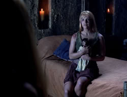 extant_XenaWarriorPrincess_4x03_AFamilyAffair_03060