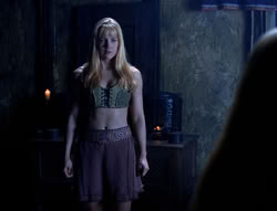 extant_XenaWarriorPrincess_4x03_AFamilyAffair_03065