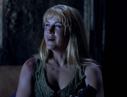 extant_XenaWarriorPrincess_4x03_AFamilyAffair_03079