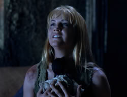 extant_XenaWarriorPrincess_4x03_AFamilyAffair_03142
