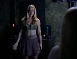 extant_XenaWarriorPrincess_4x03_AFamilyAffair_03159