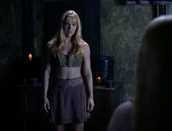 extant_XenaWarriorPrincess_4x03_AFamilyAffair_03161