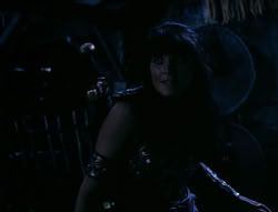 extant_XenaWarriorPrincess_4x03_AFamilyAffair_03249