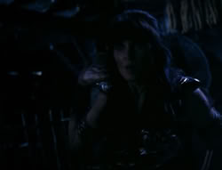 extant_XenaWarriorPrincess_4x03_AFamilyAffair_03257