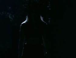 extant_XenaWarriorPrincess_4x03_AFamilyAffair_03283