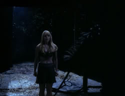 extant_XenaWarriorPrincess_4x03_AFamilyAffair_03304