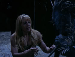extant_XenaWarriorPrincess_4x03_AFamilyAffair_03326