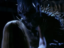 extant_XenaWarriorPrincess_4x03_AFamilyAffair_03339