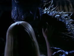 extant_XenaWarriorPrincess_4x03_AFamilyAffair_03341