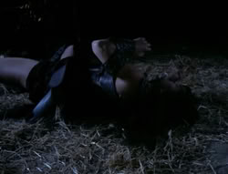 extant_XenaWarriorPrincess_4x03_AFamilyAffair_03367