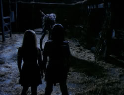 extant_XenaWarriorPrincess_4x03_AFamilyAffair_03446